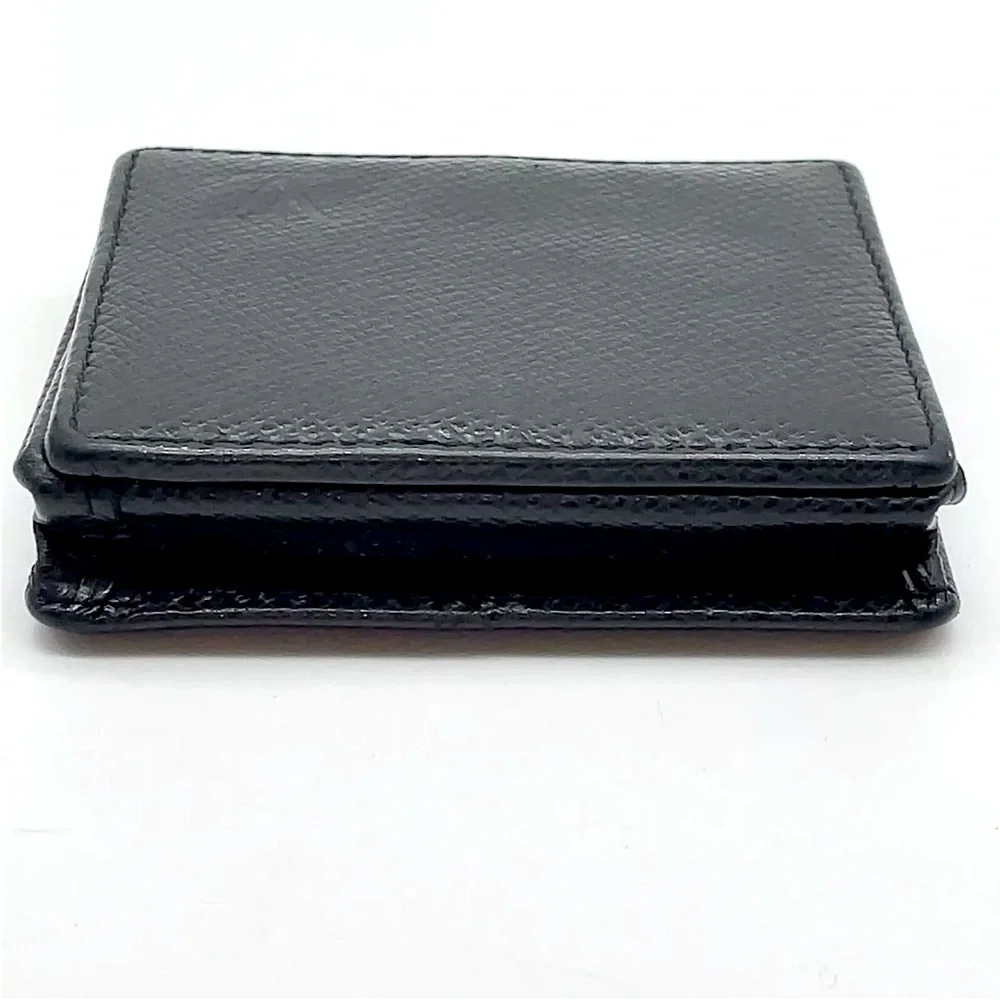LOUIS VUITTON Black Taiga Porte Monnaie Boite COMES WITH: LV BOX, DUST BAG